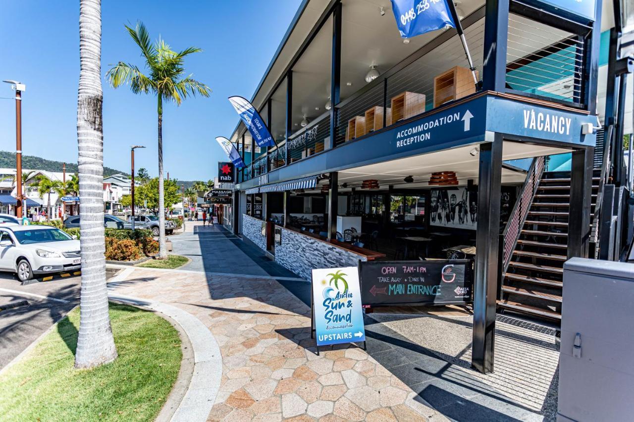 Airlie Sun & Sand Accommodation #2 埃尔利海滩 外观 照片