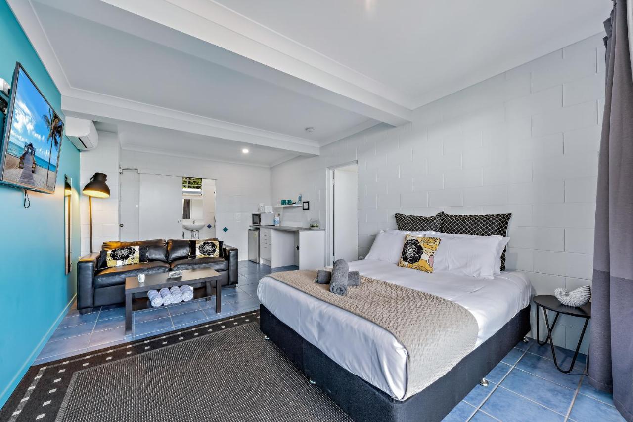 Airlie Sun & Sand Accommodation #2 埃尔利海滩 外观 照片