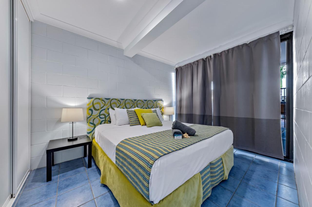 Airlie Sun & Sand Accommodation #2 埃尔利海滩 外观 照片