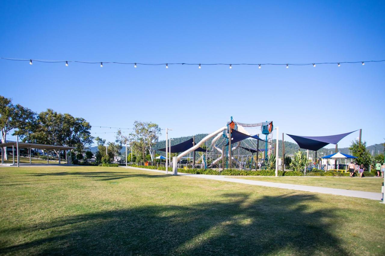 Airlie Sun & Sand Accommodation #2 埃尔利海滩 外观 照片